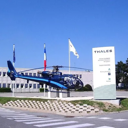 Daire Hyper Centre De - 44 *